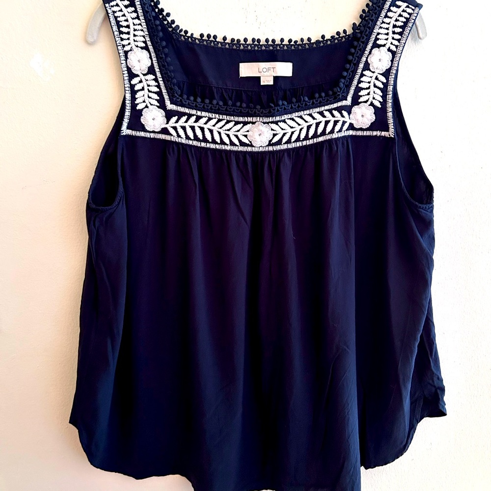 LOFT Navy Blue Tank Top with White Vine Embroidery Size XL